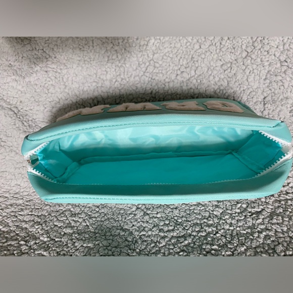 Cute clutch/makeup bag - Picture 5 of 5